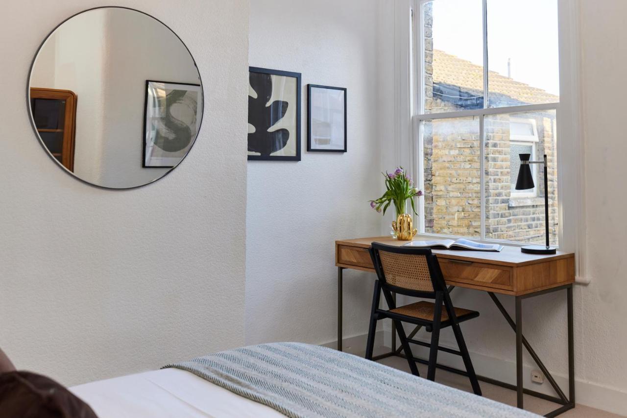 The Leyton Midland Crib - Cozy 2bdr Flat With Study + Garden Apartament